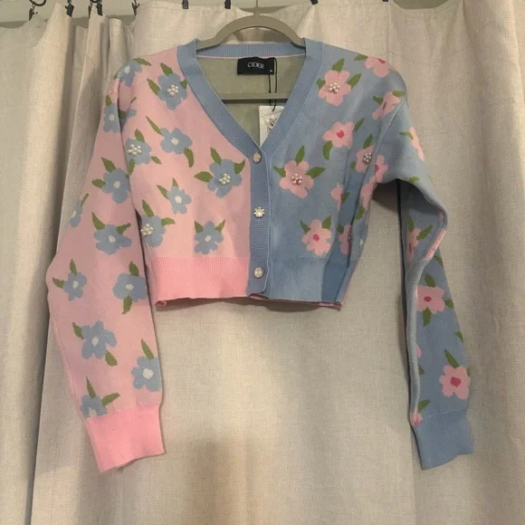 NEW Cider Two Tone Button Up Floral Faux Pearl Crop Cardigan - Picture 2 of 4